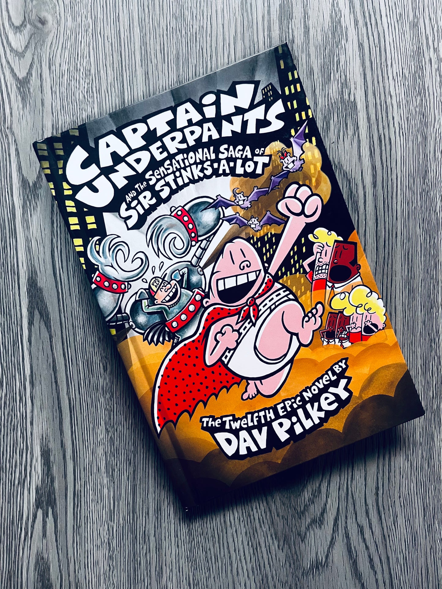 Captain Underpants by Dav Pilkey - Hardcover