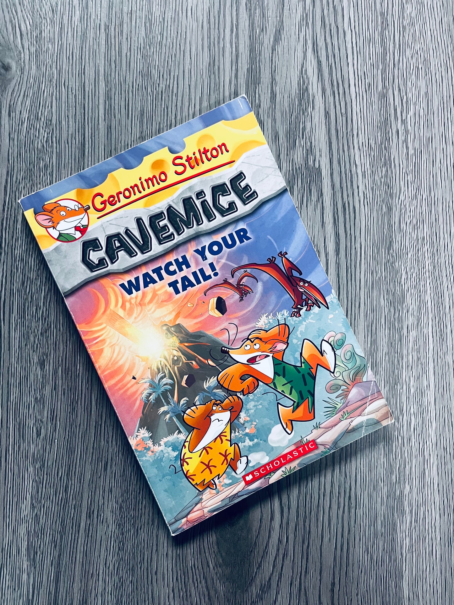 Geronimo Stilton - Cavemice by Geronimo Stilton