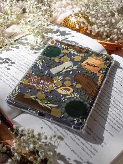 Soft Slim Kindle Cases by Maeggie Moos