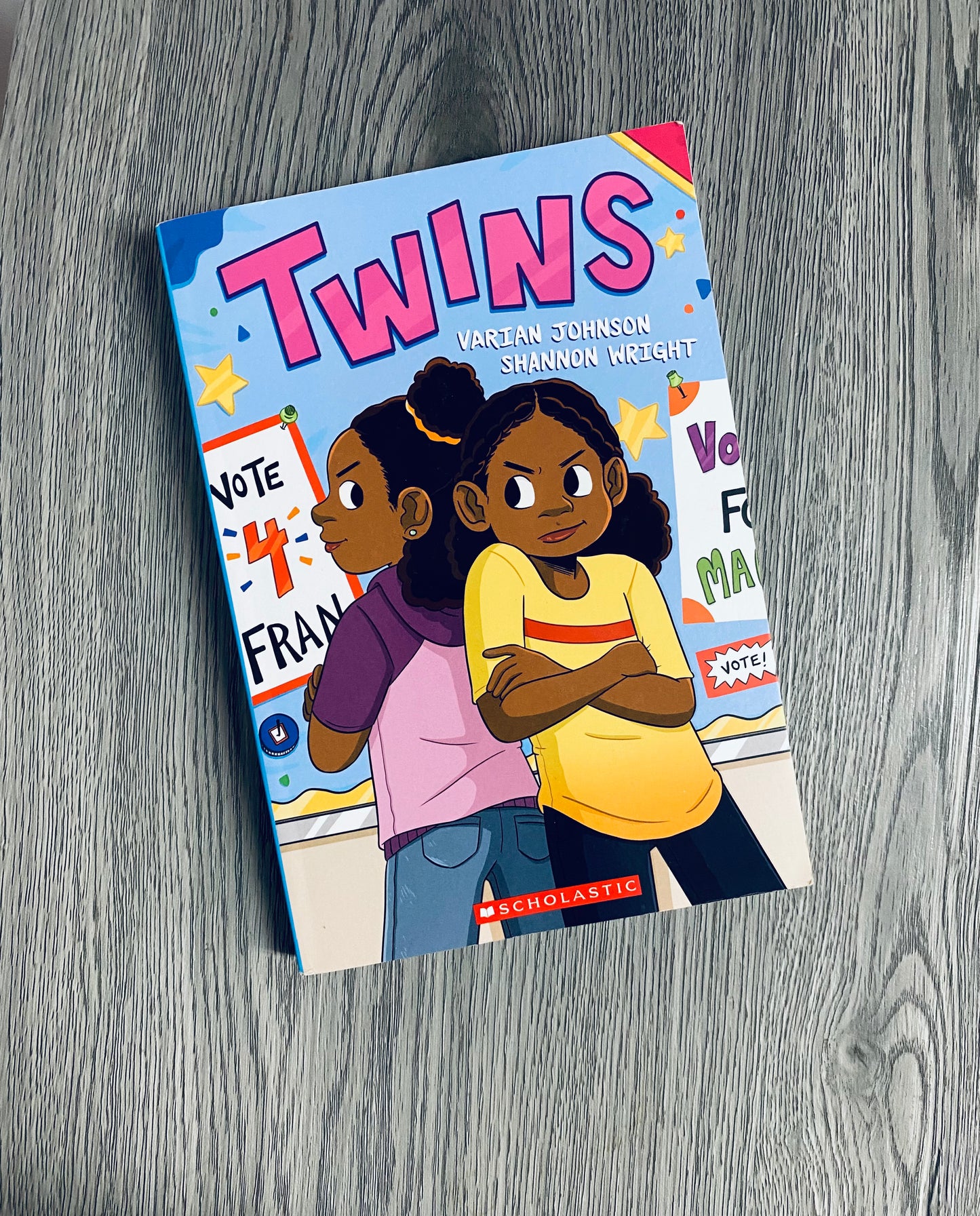 Twins (Twins #1) by Varian Johnson - Graphic Novel - Used