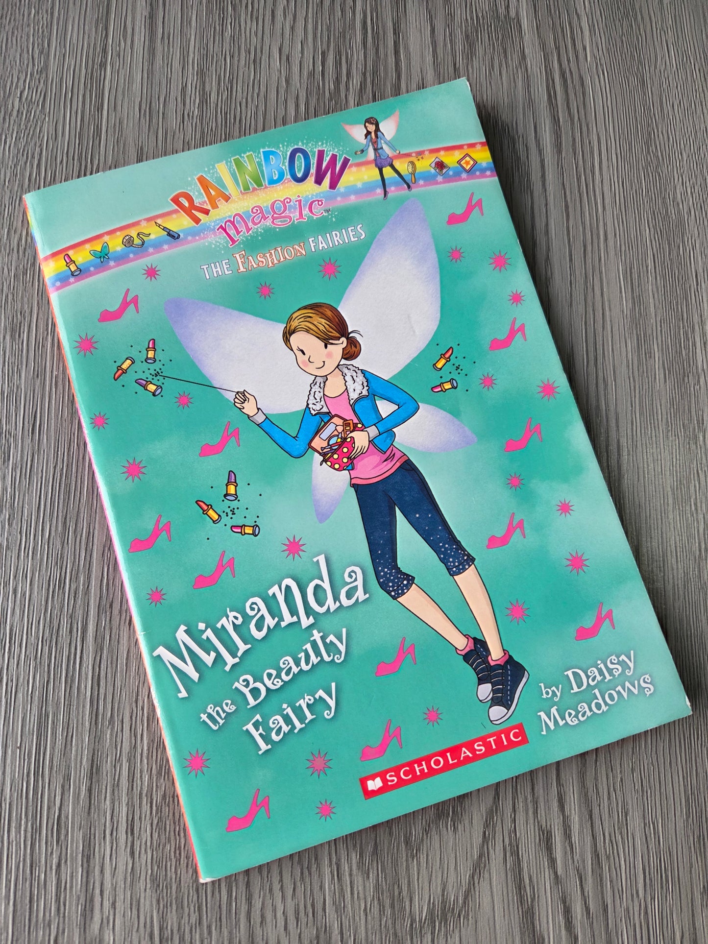 Rainbow Magic, The Fashion Fairies by Daisy Meadows-Used