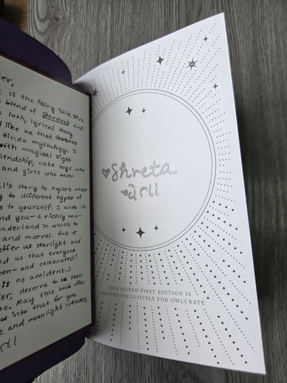 Star Daughter by Shveta Thakrar - Hardcover Signed & Sprayed Edge Used