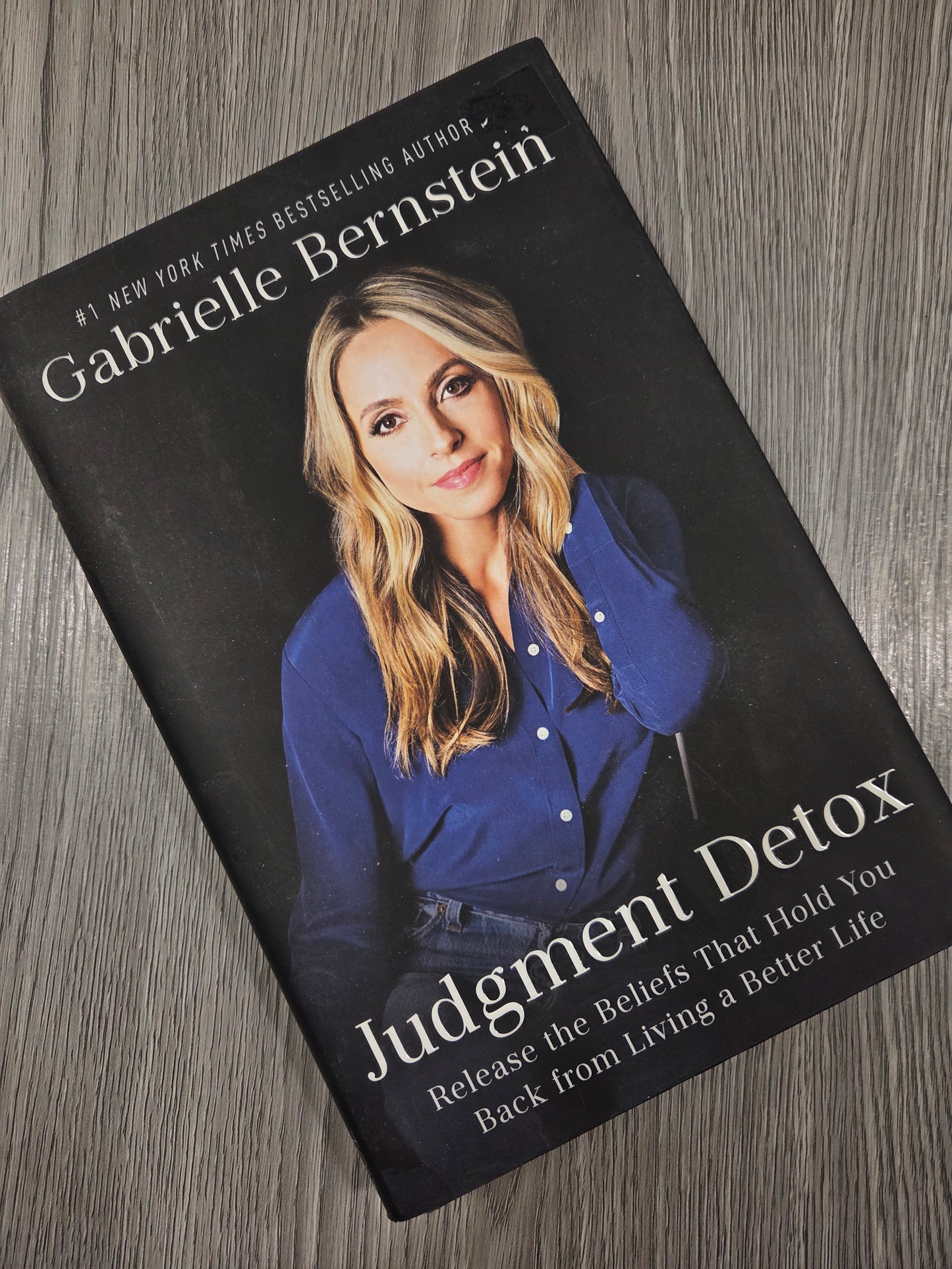 Judgment Detox: Release the Beliefs That Hold You Back from Living A Better Life by Mitch Albom - Hardcover Used