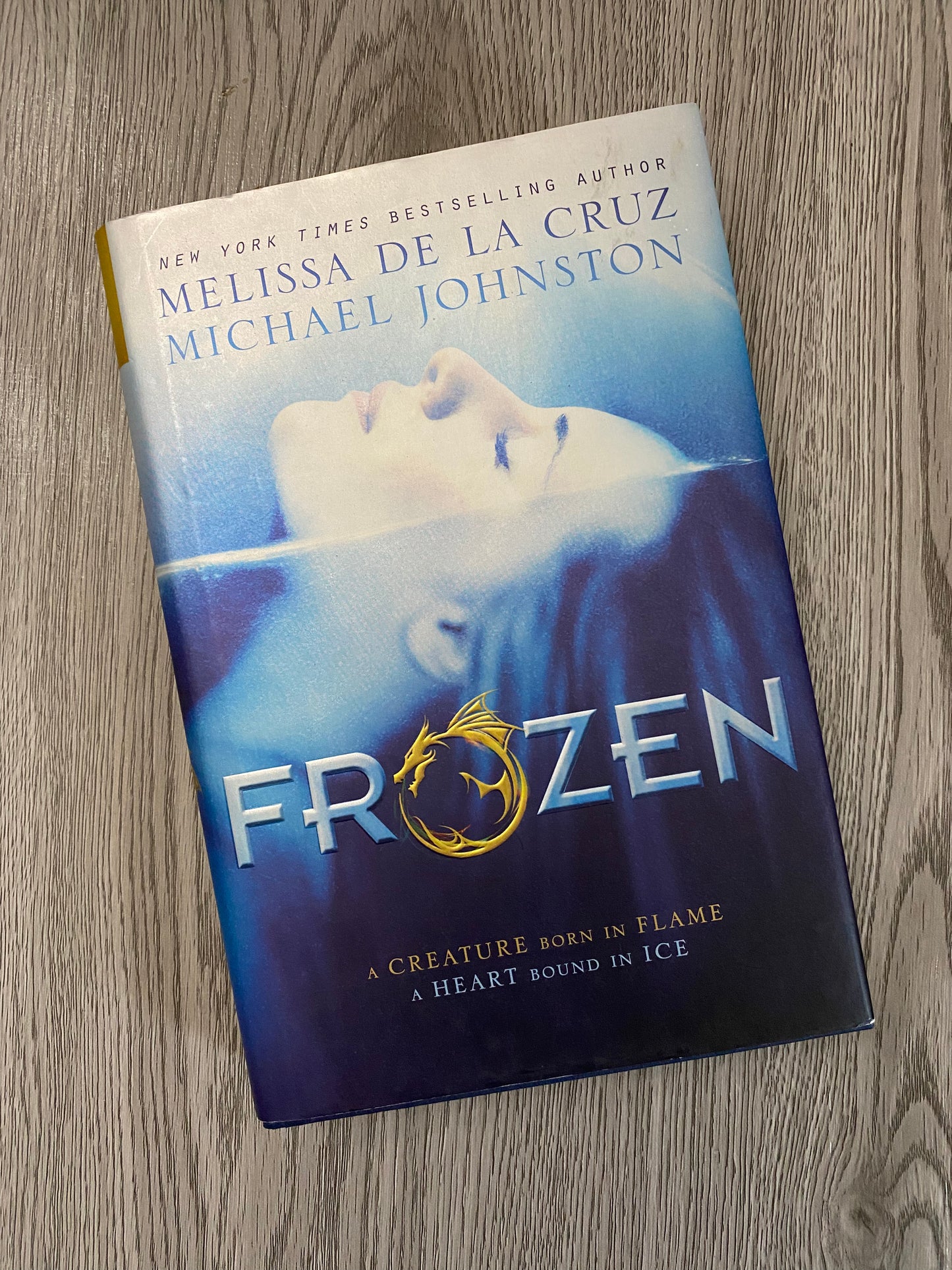 Frozen (Heart of Dread #1) by Melissa De La Cruz