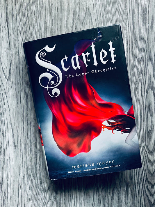 Scarlet (The Lunar Chronicles #2) by Marissa Meyer-Used