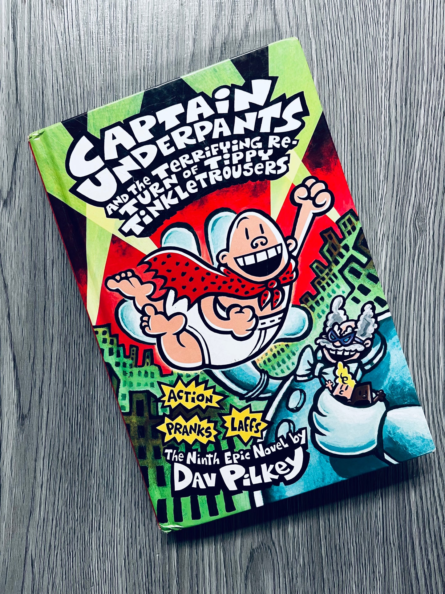 Captain Underpants by Dav Pilkey - Hardcover