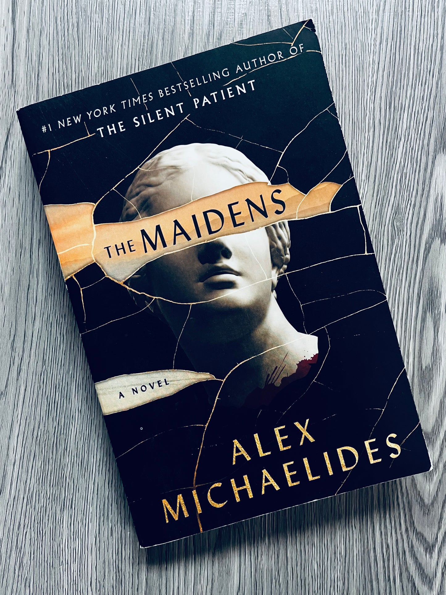 The Maidens by Alex Michaelides