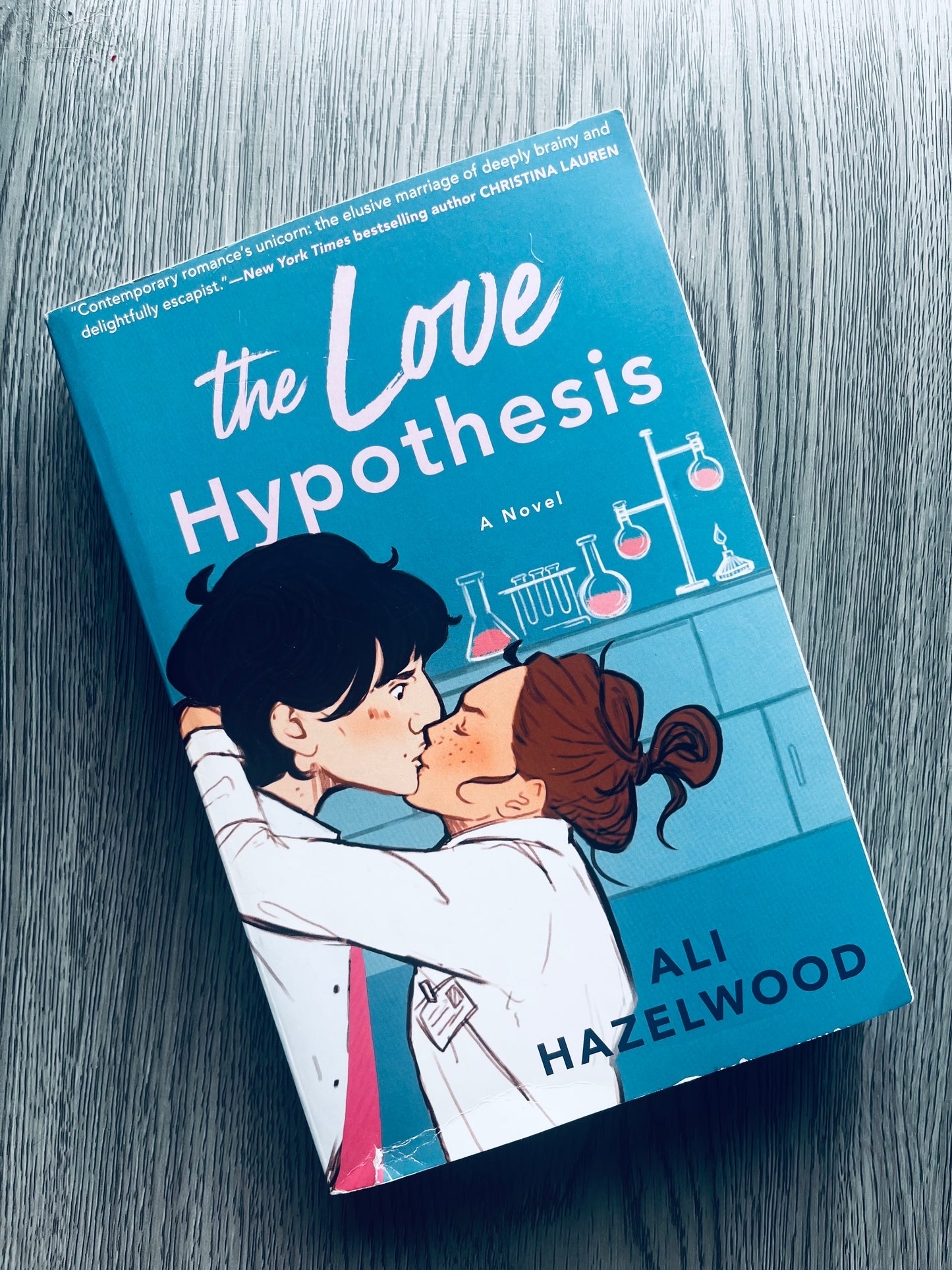 The Love Hypothesis by Ali Hazelwood